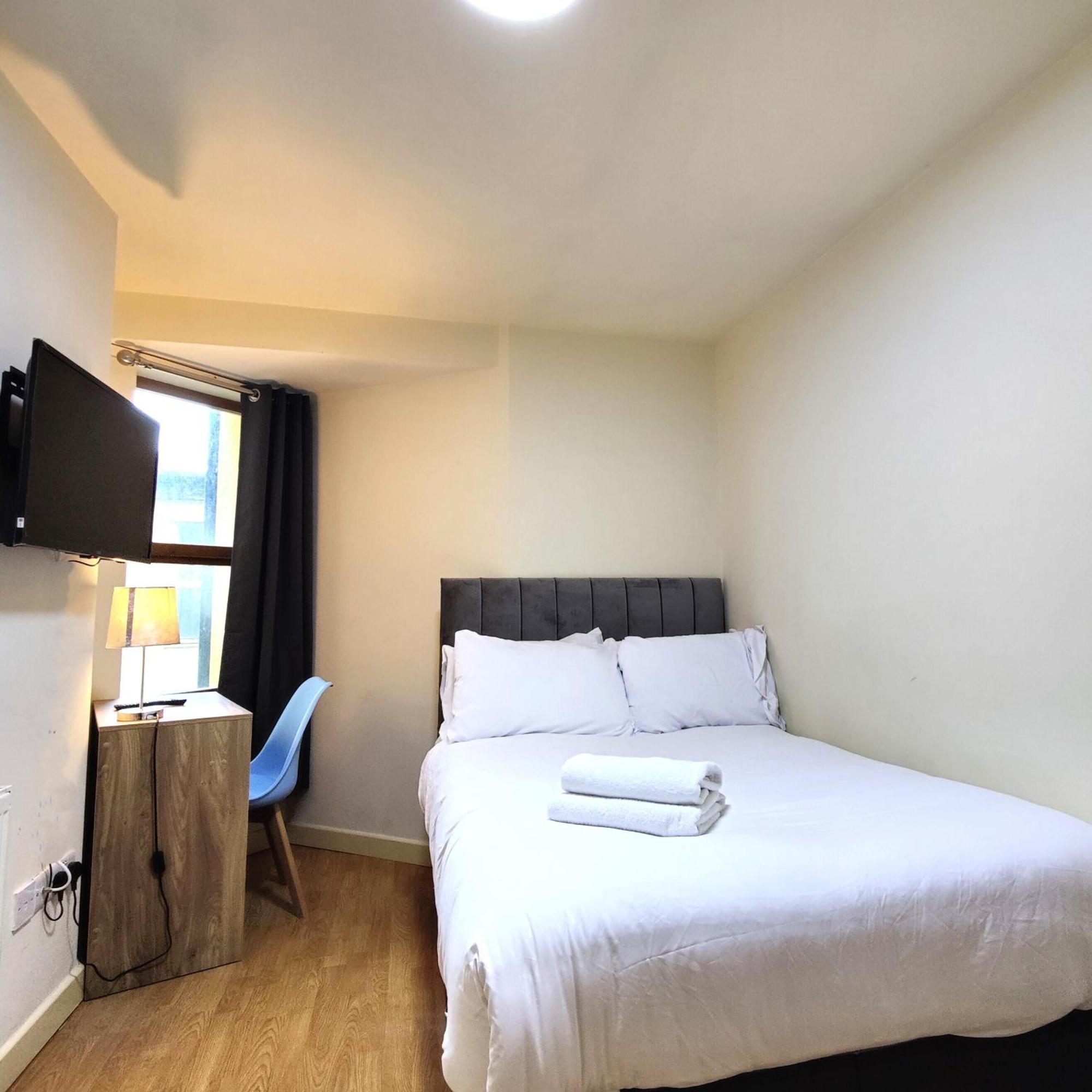 Liverpool City Centre Private Rooms Including Smart Tvs - With Shared Bathroom Екстериор снимка