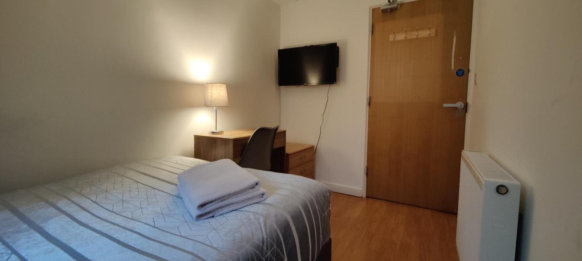 Liverpool City Centre Private Rooms Including Smart Tvs - With Shared Bathroom Стая снимка